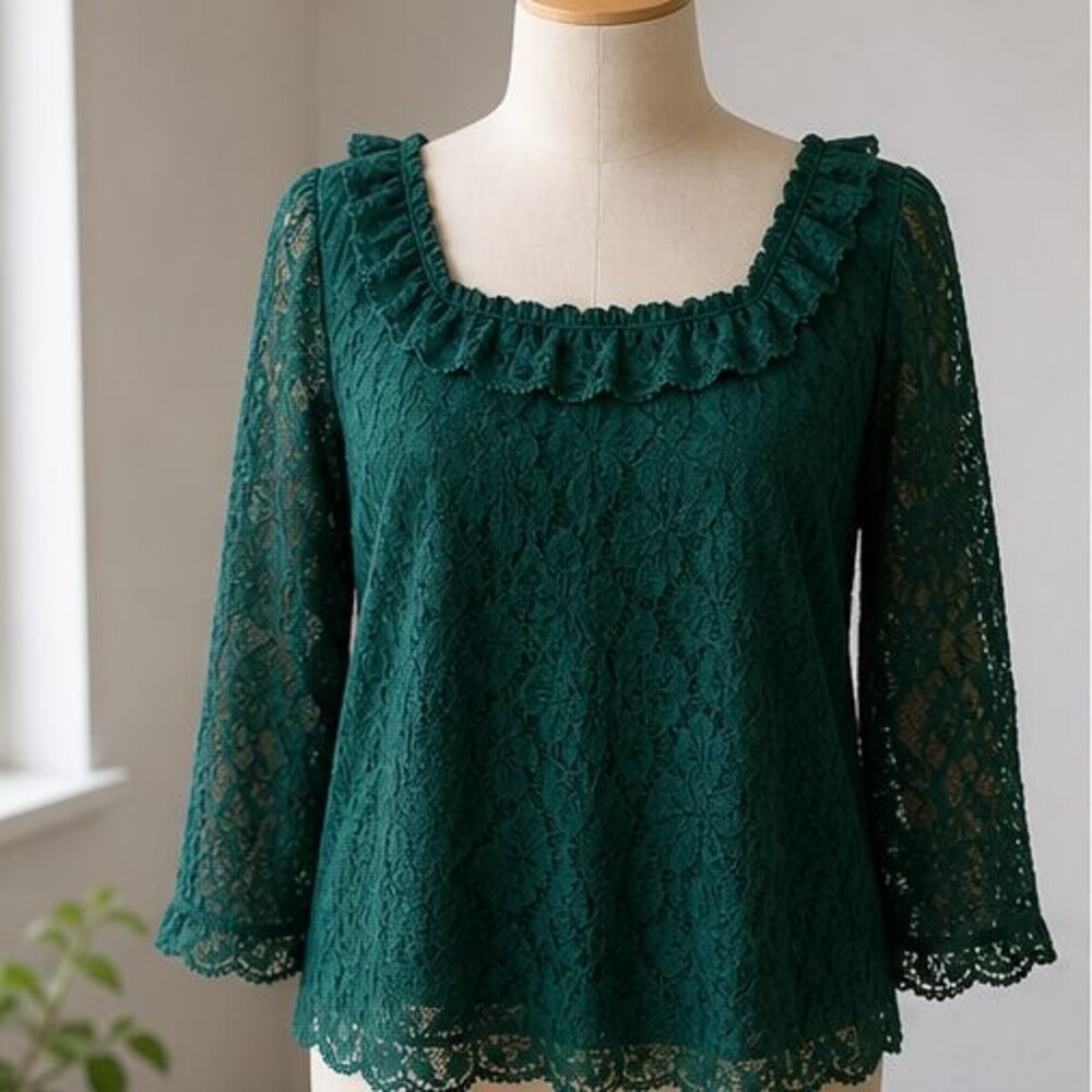 Emerald V Neck Top